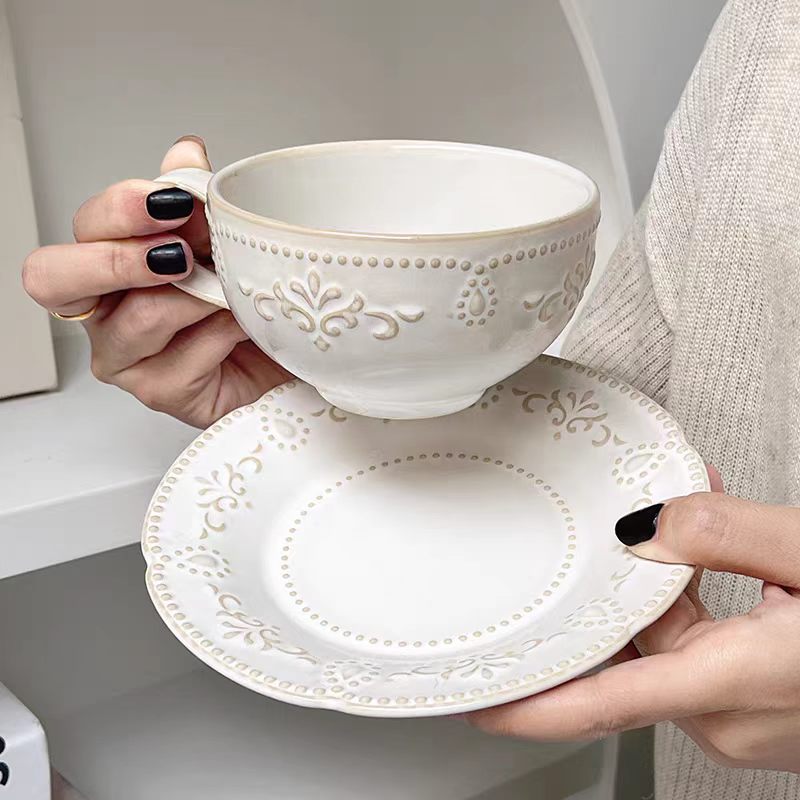 ชุดถ้วยและจานดอกไม้บรรเทาย้อนย - Home Textiles France บทวิจารณ์และราคา